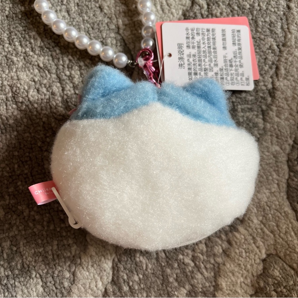 BNWT Miniso Chiikawa Sakura Season Plush Coin Purse Charm (Hachiware) - Picture 3 of 7